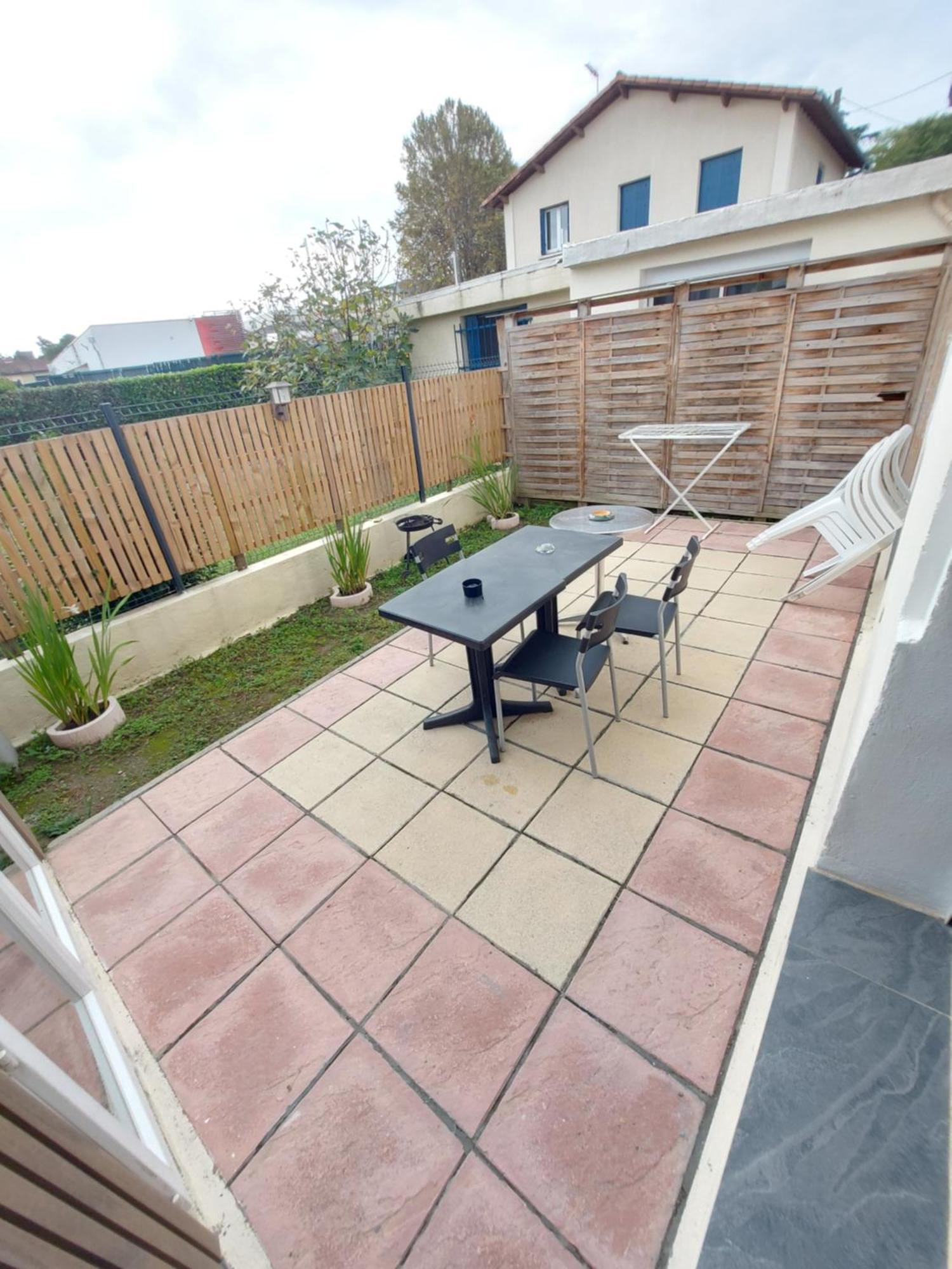 Villa Alex 2 *